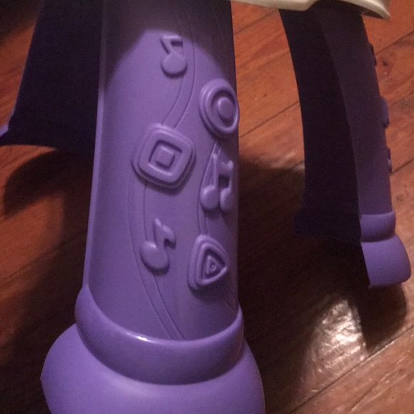 A baby toy - Picture 7 of 8